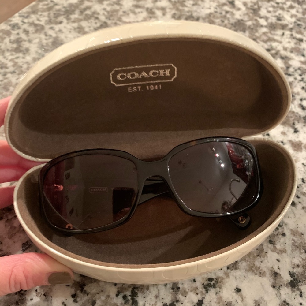 COACH sunglasses with case